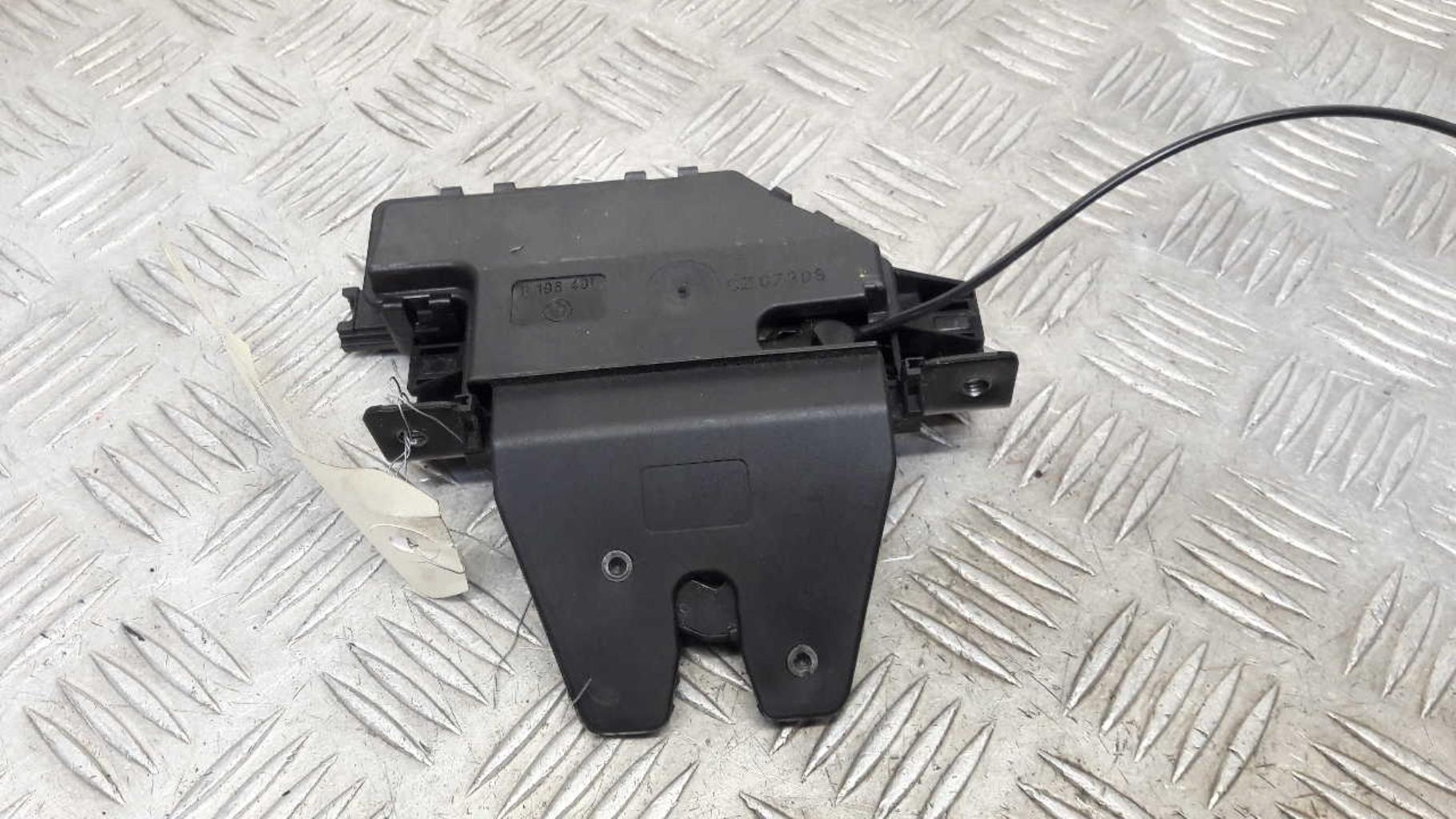 Serrure de hayon BMW SERIE 1 E87 PHASE 2 Diesel - 1
