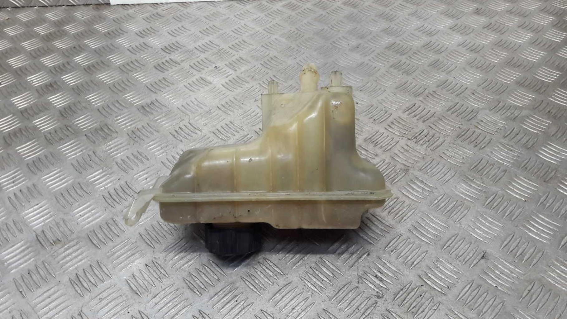 Vase d'expansion PEUGEOT 407 PHASE 1 Essence - 1