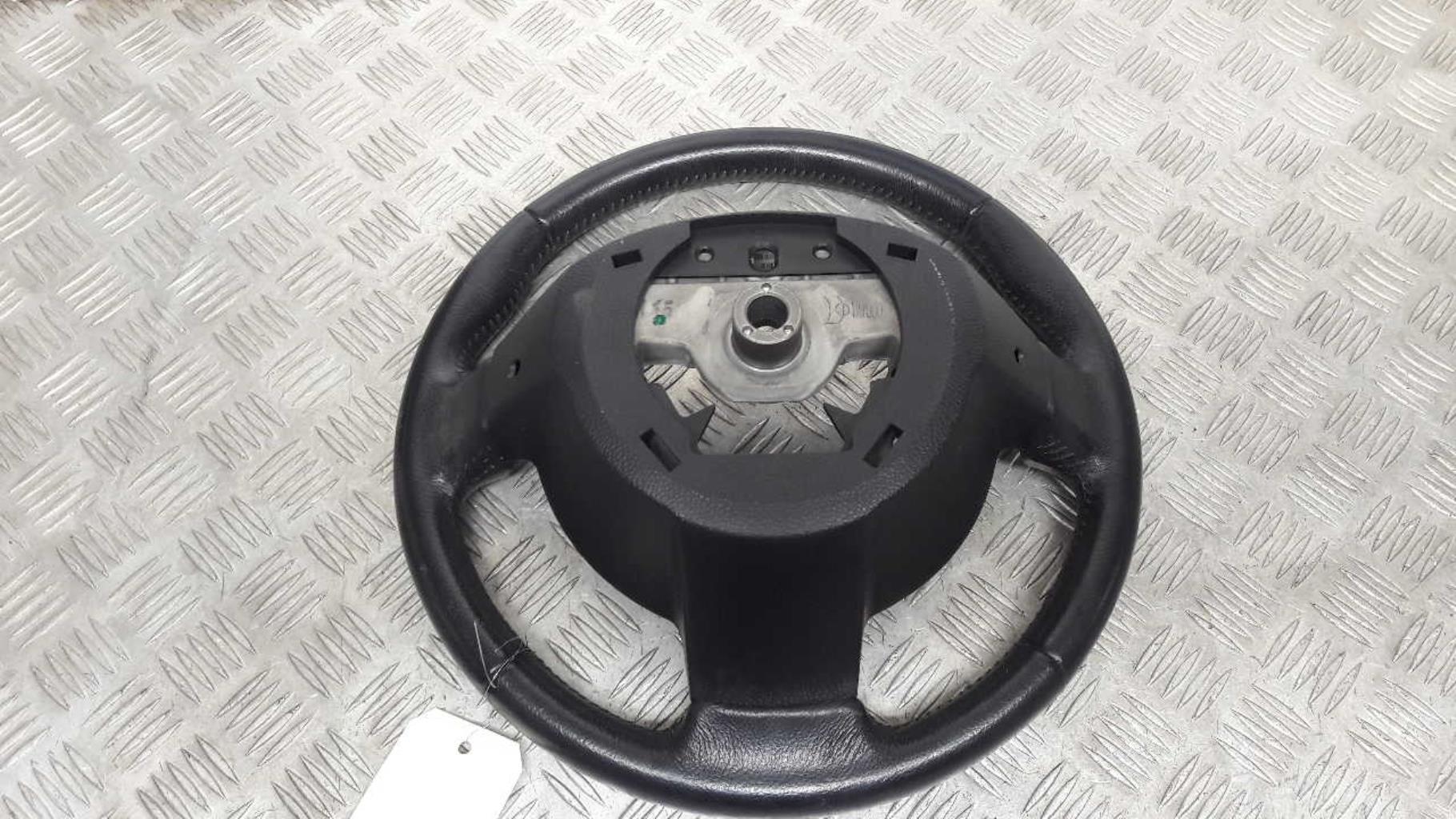 Volant NISSAN QASHQAI 1 PHASE 1 Diesel - 1