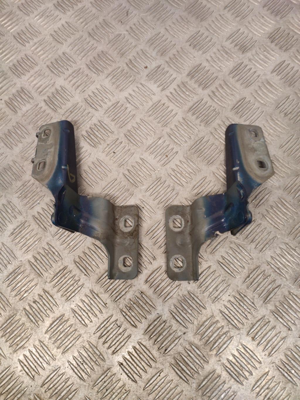 Charniere de capot RENAULT MEGANE 2 PHASE 2 BREAK Diesel - 1