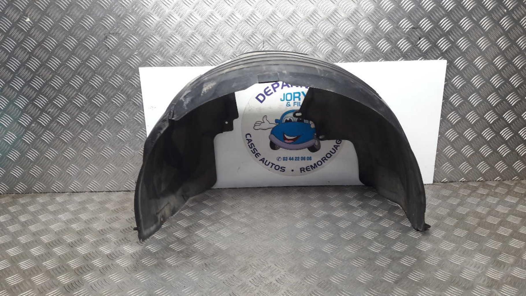 Pare boue avant gauche FORD FOCUS 1 BREAK Diesel - 1