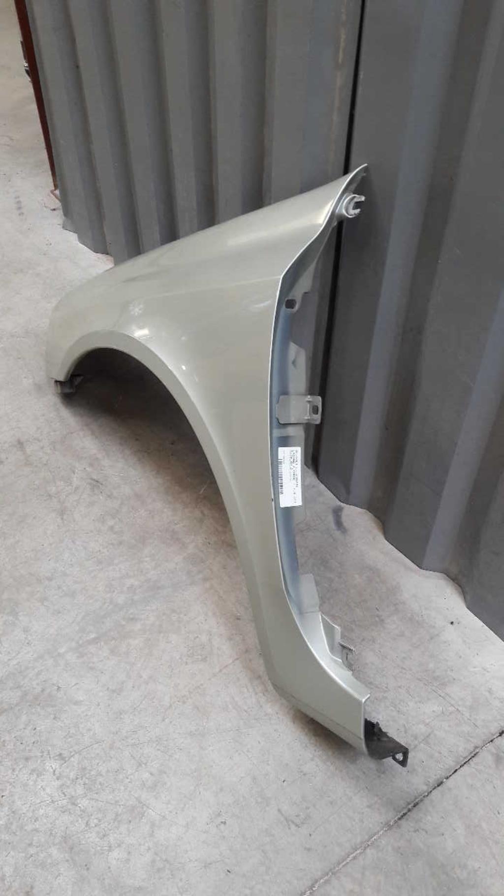 Aile avant gauche RENAULT LAGUNA 2 PHASE 1 Diesel - 1
