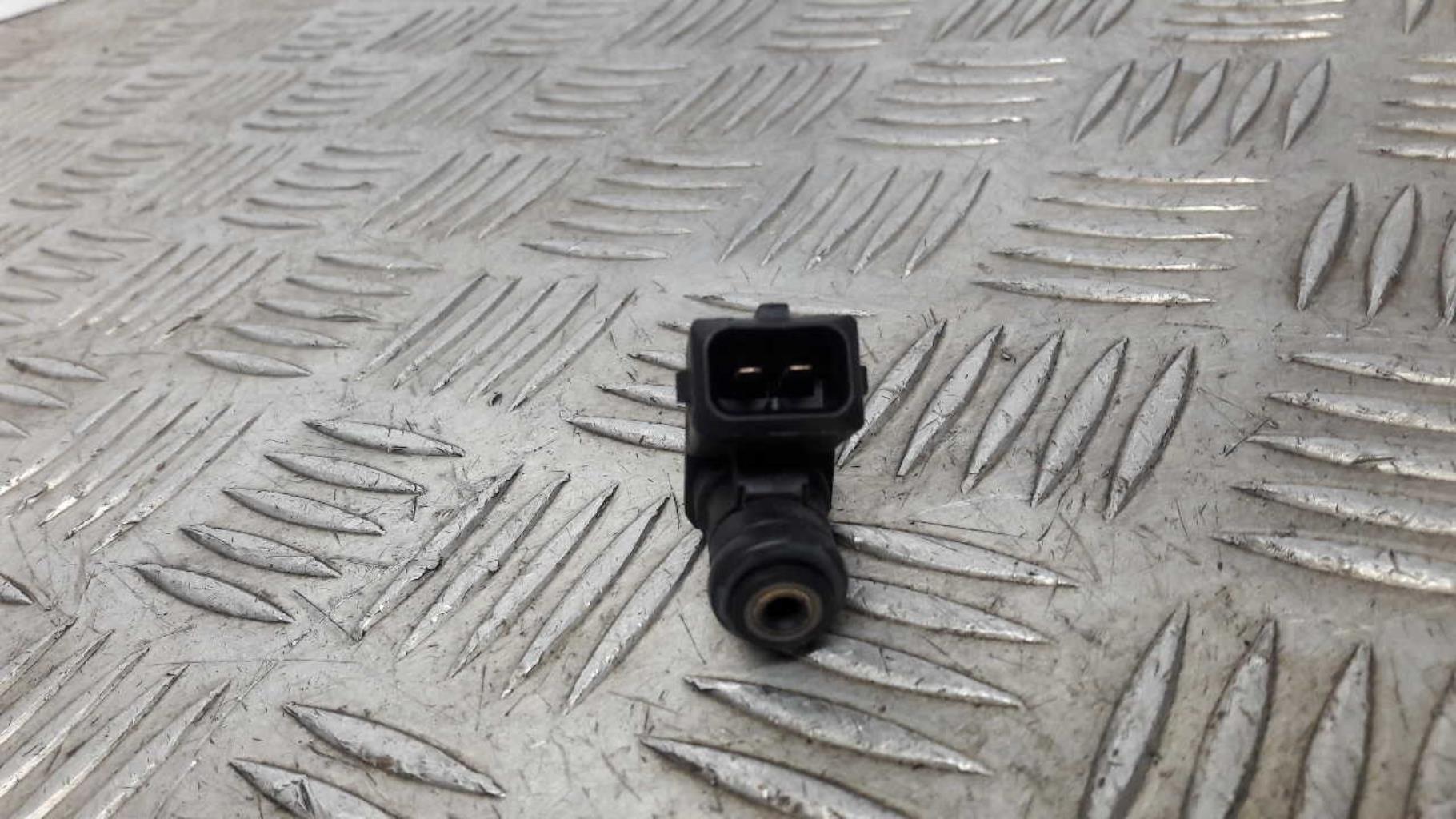 Injecteurs RENAULT CLIO 2 PHASE 2 Essence - 1