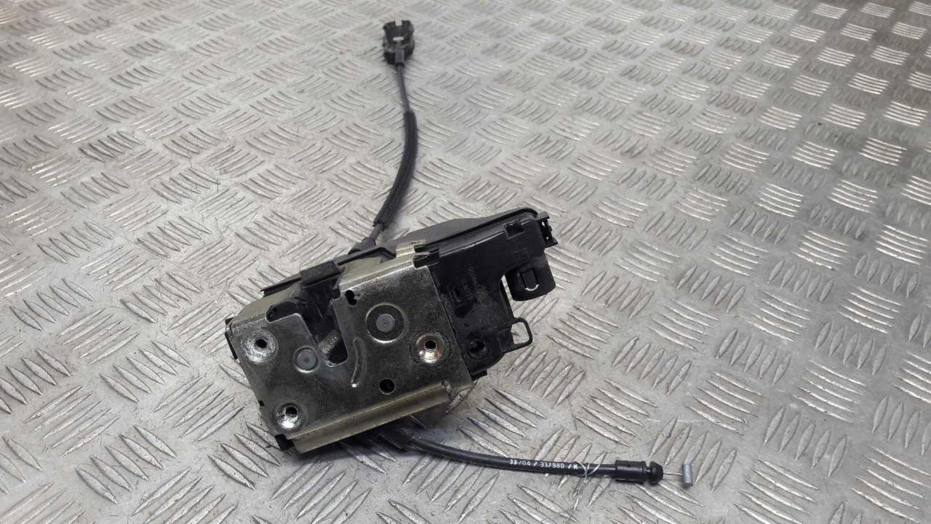 Serrure avant droit RENAULT LAGUNA 2 PHASE 1 Diesel - 1