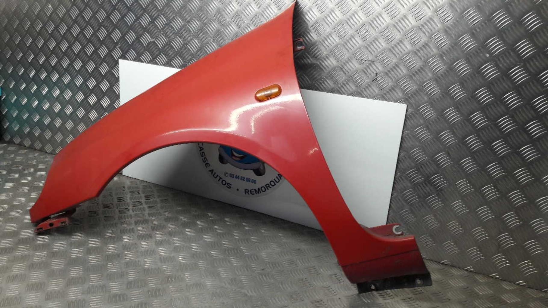 Aile avant gauche RENAULT CLIO 2 PHASE 1 Essence - 1