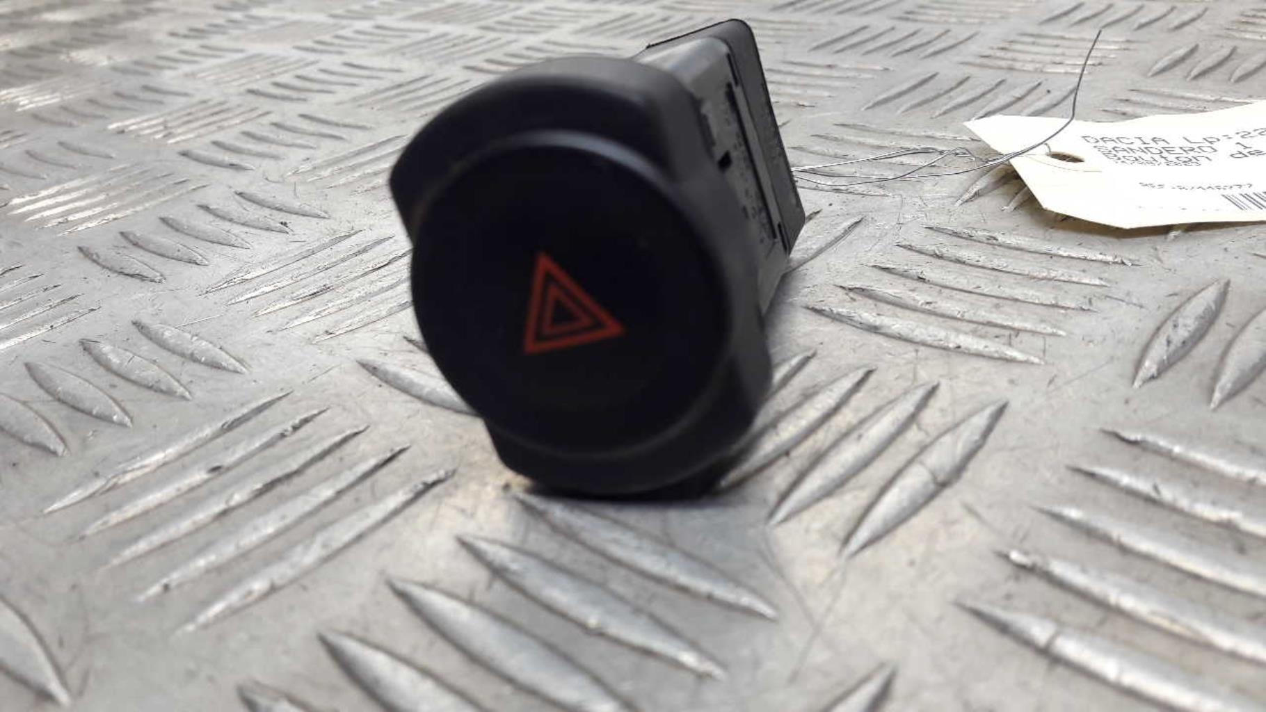 Bouton de warning DACIA SANDERO 1 Essence/GPL - 1