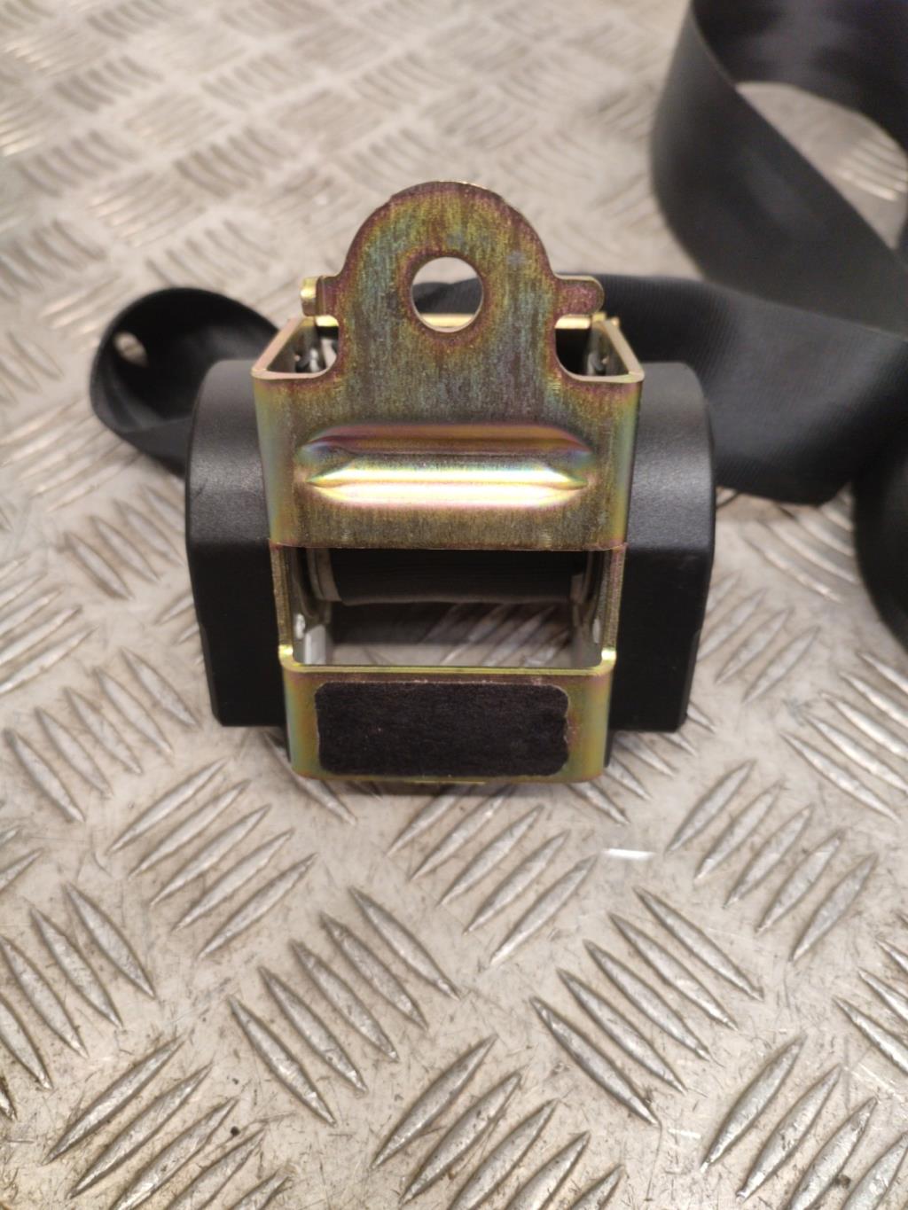 Ceinture arriere centrale PEUGEOT 607 PHASE 1 Diesel - 1