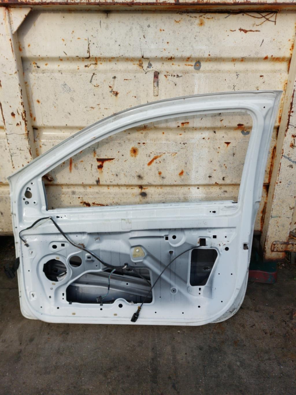 Porte avant droit RENAULT CLIO 3 PHASE 1 Diesel - 1