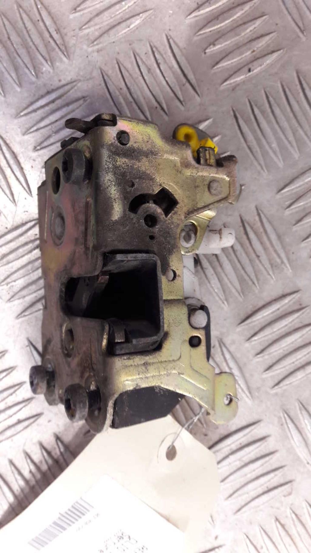 Serrure arriere gauche RENAULT CLIO 1 PHASE 3 Essence - 1