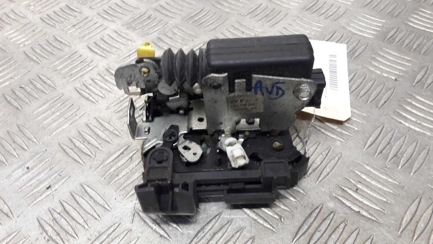 Serrure avant droit DACIA SANDERO 1 Essence/GPL - 1