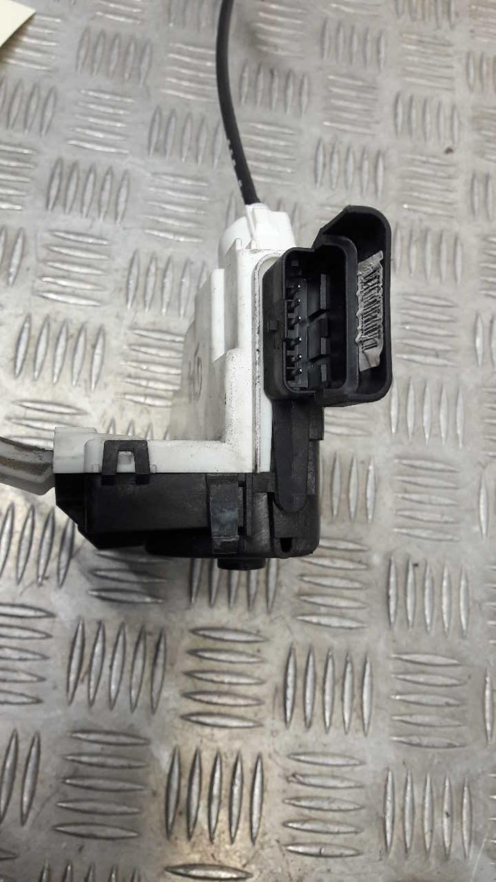 Serrure avant droit CITROEN C3 2 PHASE 2 Diesel - 1