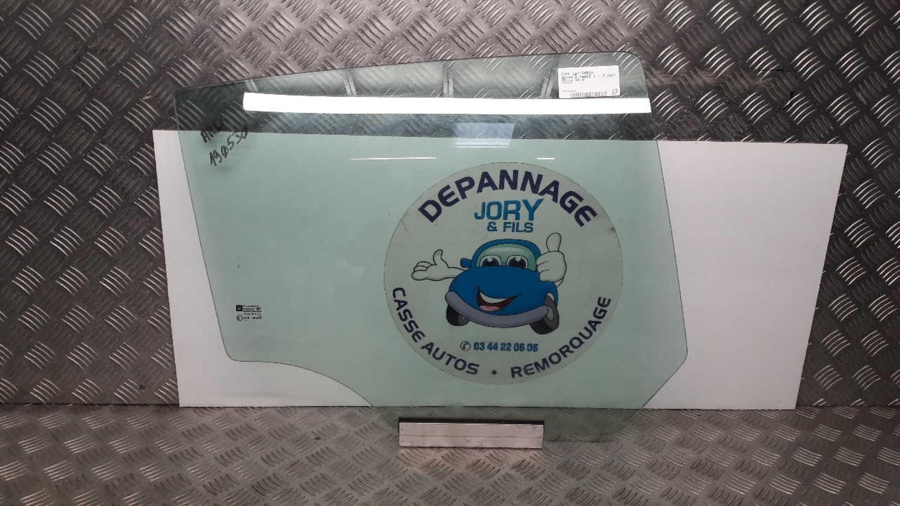 Vitre arriere droit OPEL ASTRA H PHASE 1 Diesel - 1