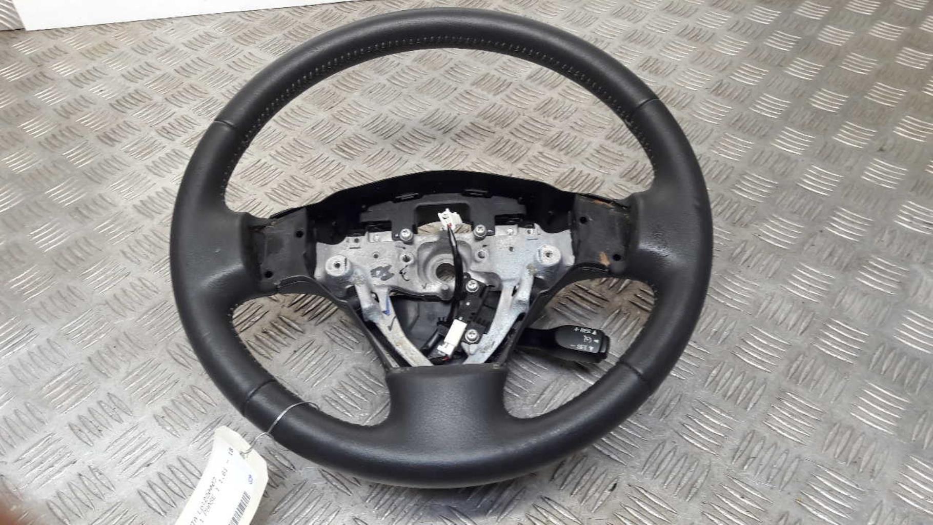 Volant TOYOTA AURIS 1 PHASE 1 Essence - 1