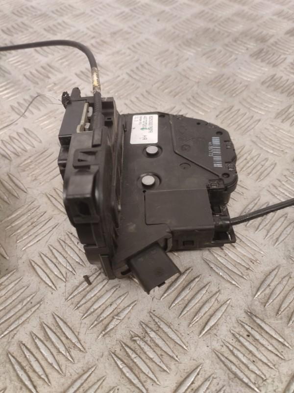 Serrure arriere droit RENAULT CLIO 4 PHASE 1 Diesel - 1