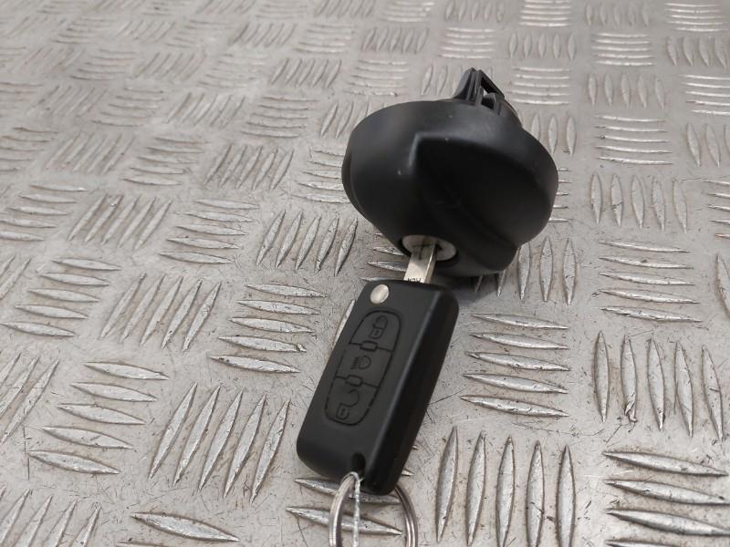Bouchon de carburant PEUGEOT 207 PHASE 1 BREAK Diesel - 1