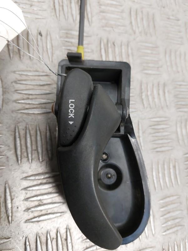 Poignee interieur avant gauche FORD FOCUS 1 Essence - 1