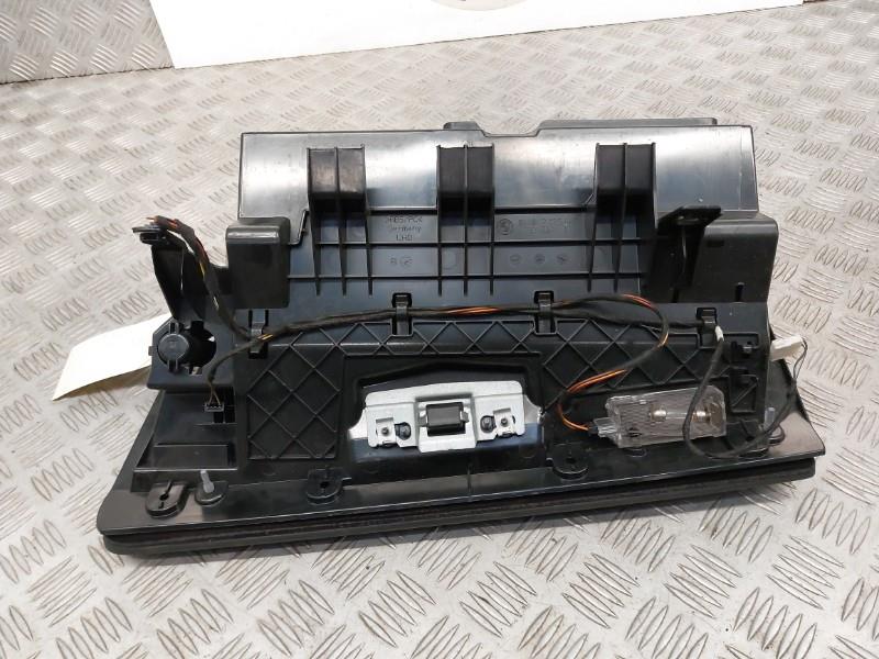 Boite a gants BMW SERIE 3 E90 PHASE 1 Diesel - 1