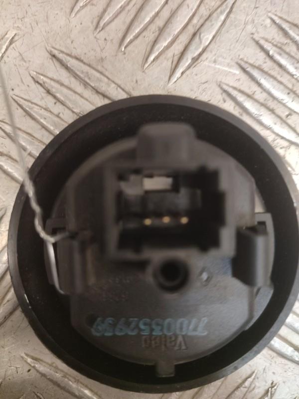 Commande de reglage hauteur de phare RENAULT MASTER 2 PHASE 1 Diesel - 1