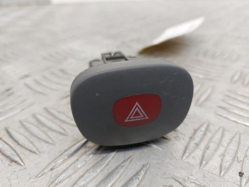 Bouton de warning RENAULT CLIO 2 PHASE 1 Essence - 1