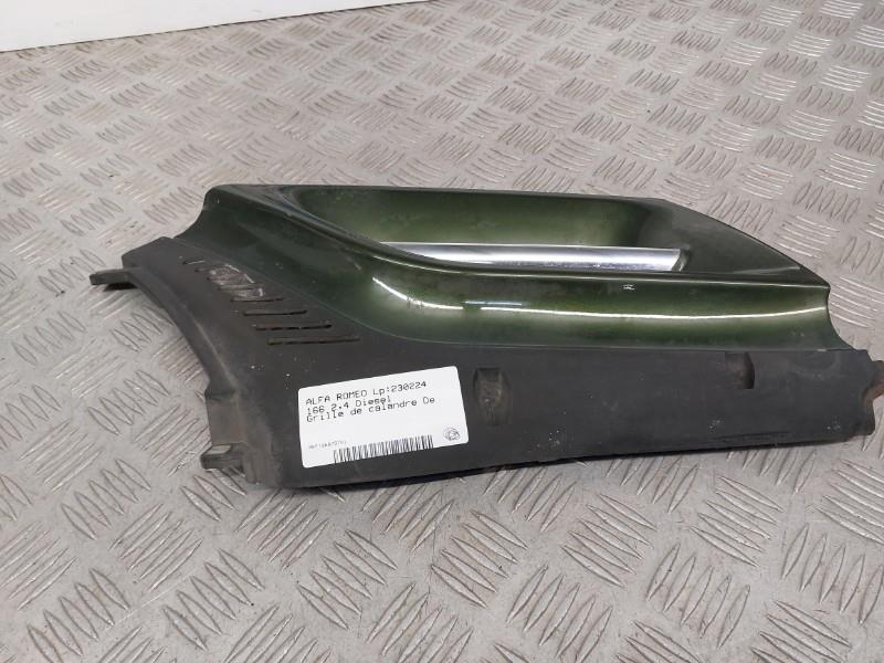 Grille de calandre droite ALFA ROMEO 166 Diesel - 1
