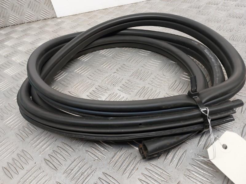 Joint de porte arriere droite BMW SERIE 3 E91 TOURING PHASE 2 BREAK Diesel - 1