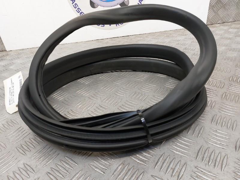 Joint de porte arriere droite RENAULT CLIO 4 PHASE 2 Essence - 1