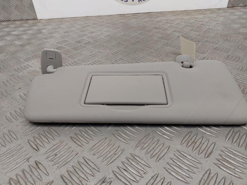Pare soleil gauche RENAULT CLIO 4 PHASE 2 Essence - 1