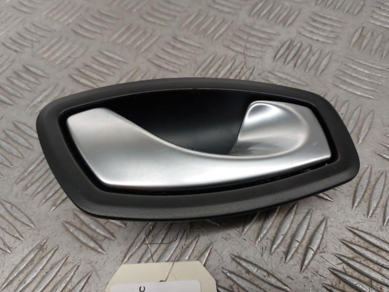 Poignee interieur avant droit RENAULT CLIO 4 PHASE 2 Essence - 1
