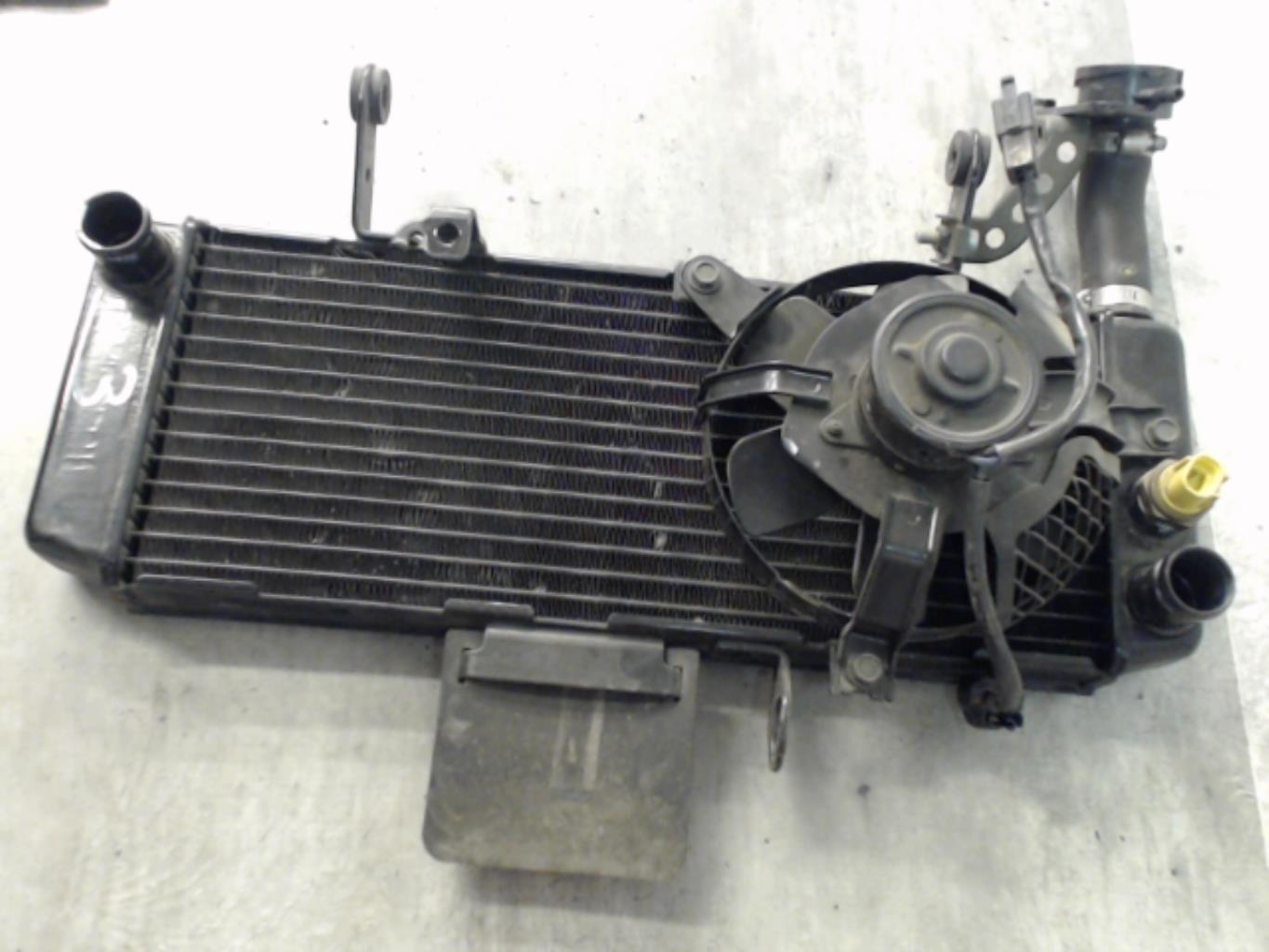 pièce détachée occasion Radiateur eau SUZUKI