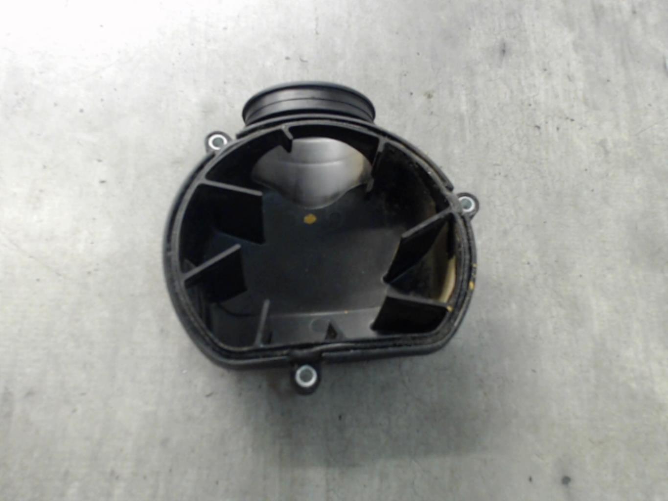 pièce détachée occasion Conduit air gauche YAMAHA