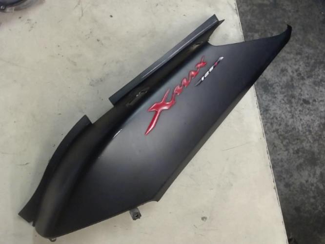 pièce détachée occasion Cache carenage coque arriere droit