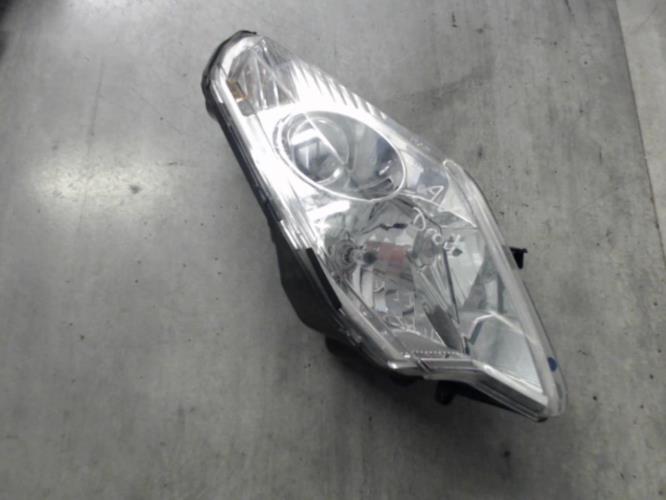 pièce détachée occasion Optique avant droit (feux)(phare) PEUGEOT