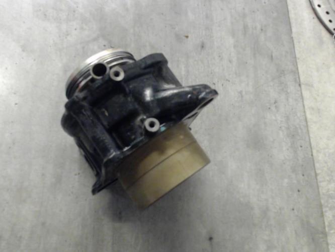 pièce détachée occasion Piston cylindre PIAGGIO