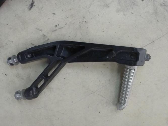 pièce détachée occasion Platine arriere gauche YAMAHA