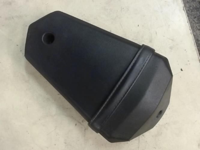 pièce détachée occasion Selle passager YAMAHA