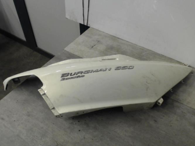 pièce détachée occasion Cache carenage coque arriere droit SUZUKI