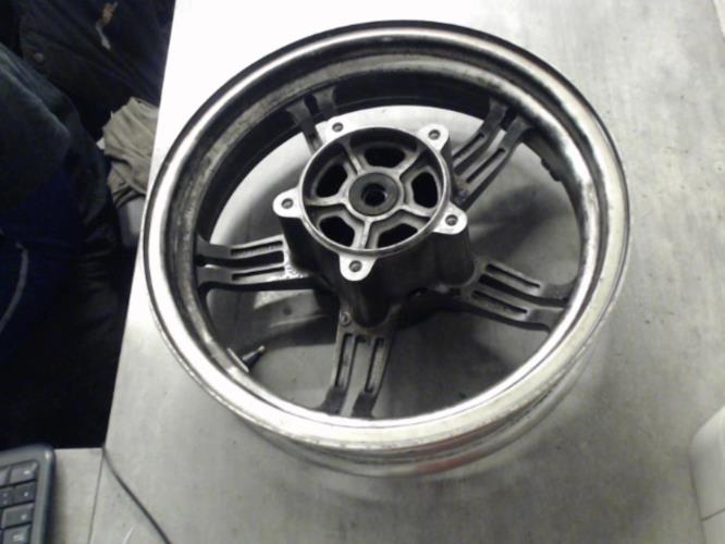 pièce détachée occasion Jante avant SUZUKI