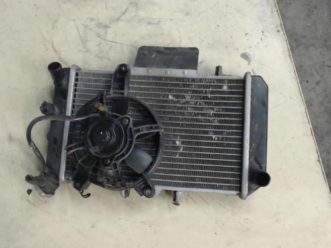 pièce détachée occasion Radiateur eau HYOSUNG