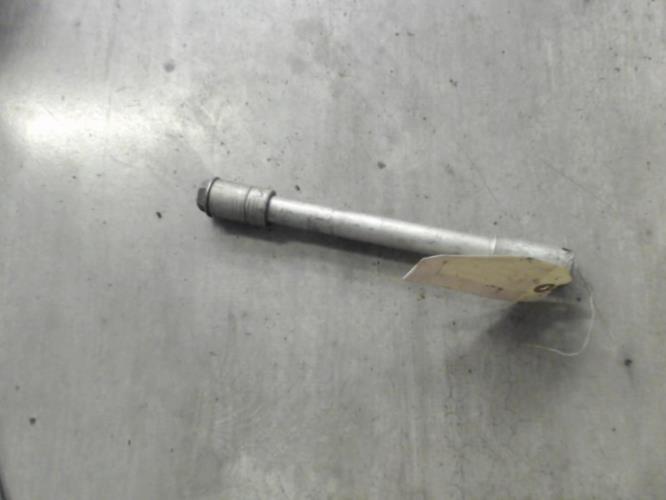 pièce détachée occasion Axe de roue avant