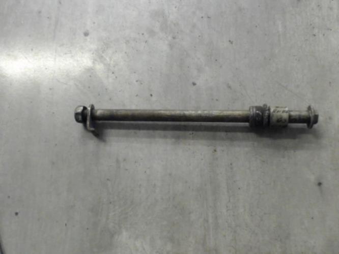 pièce détachée occasion Axe de roue arriere HONDA