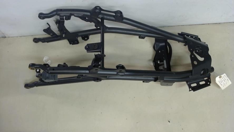 pièce détachée occasion Boucle cadre arriere HONDA
