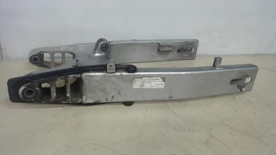 pièce détachée occasion Bras oscillant HONDA