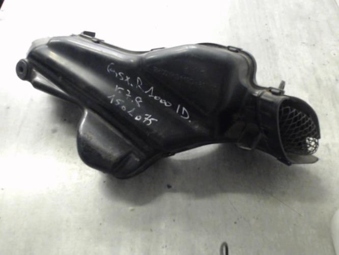 pièce détachée occasion Conduit air droit SUZUKI