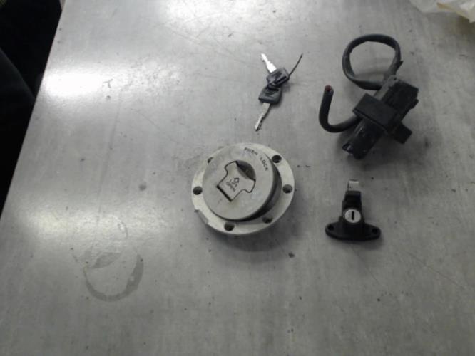 pièce détachée occasion Kit serrure HONDA