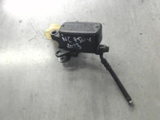 pièce détachée occasion Maitre cylindre frein avant