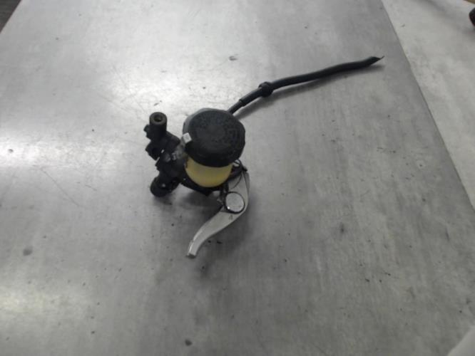 pièce détachée occasion Maitre cylindre frein avant