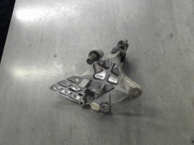 pièce détachée occasion Platine avant droite HONDA