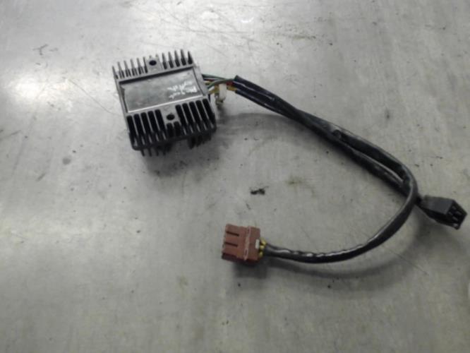 pièce détachée occasion Regulateur charge batterie PEUGEOT