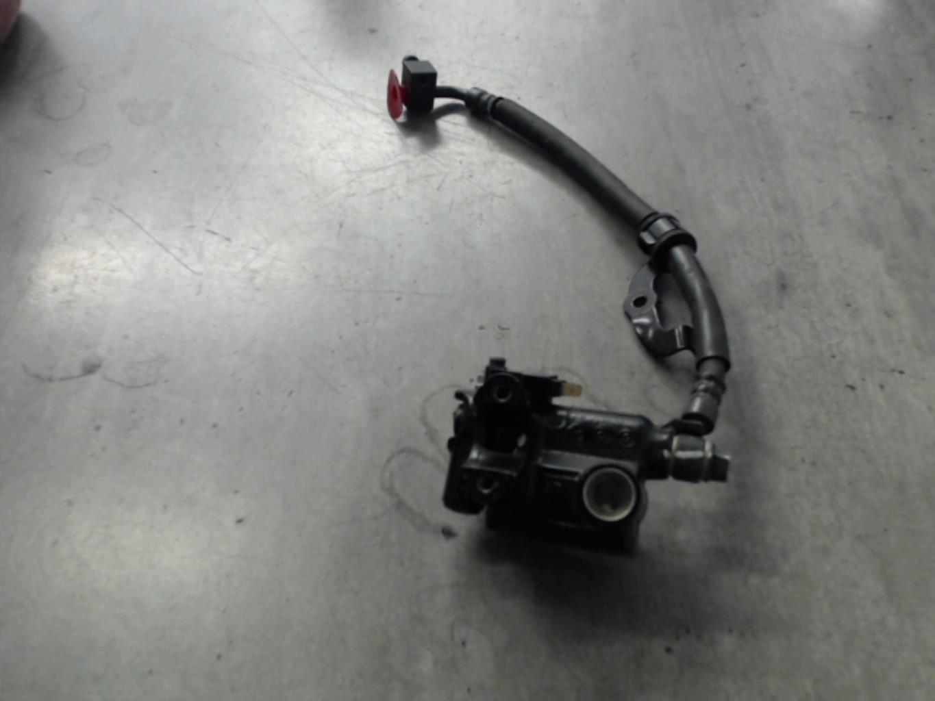 pièce détachée occasion Maitre cylindre frein avant