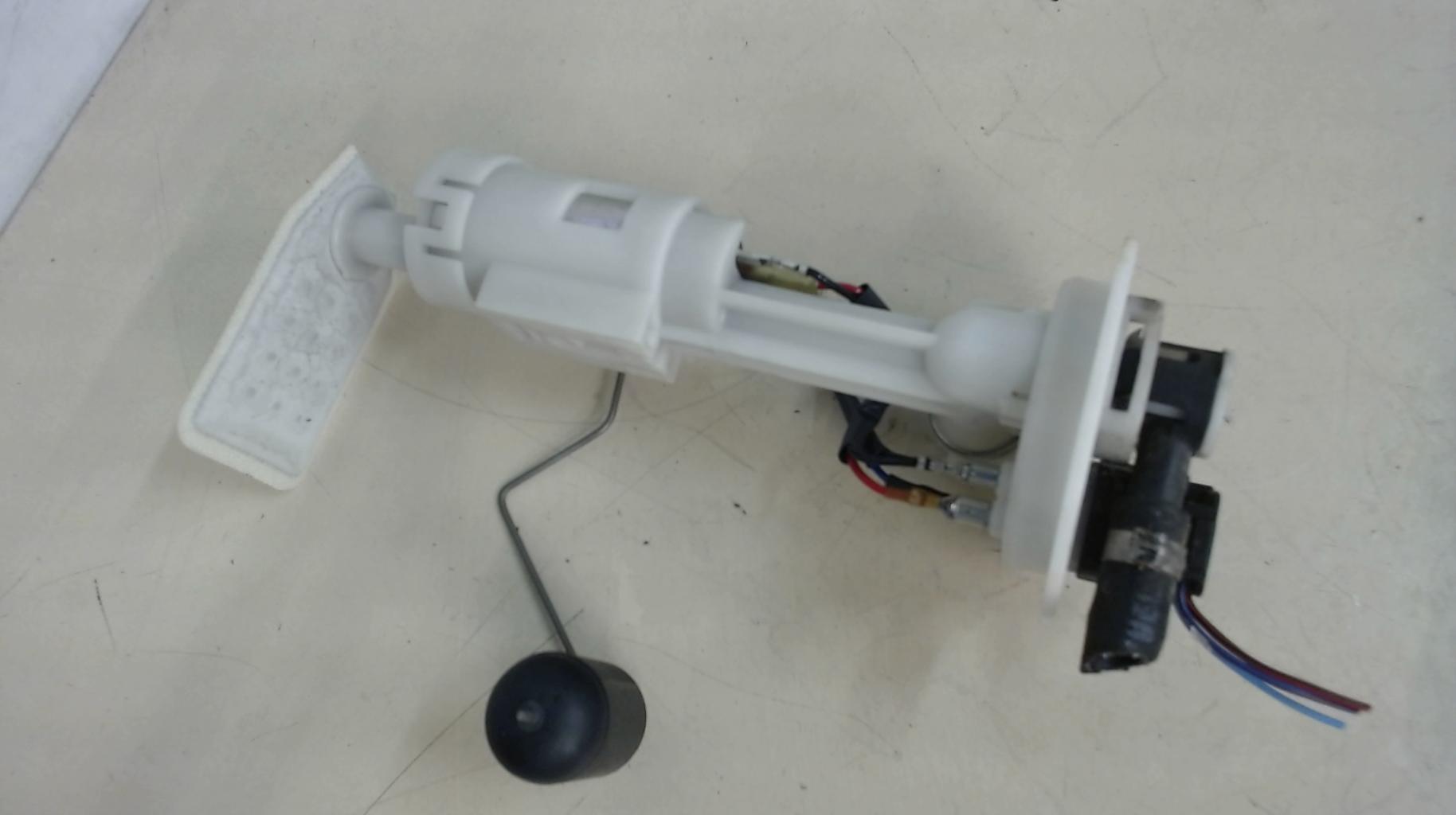 pièce détachée occasion Pompe + jauge à essence YAMAHA